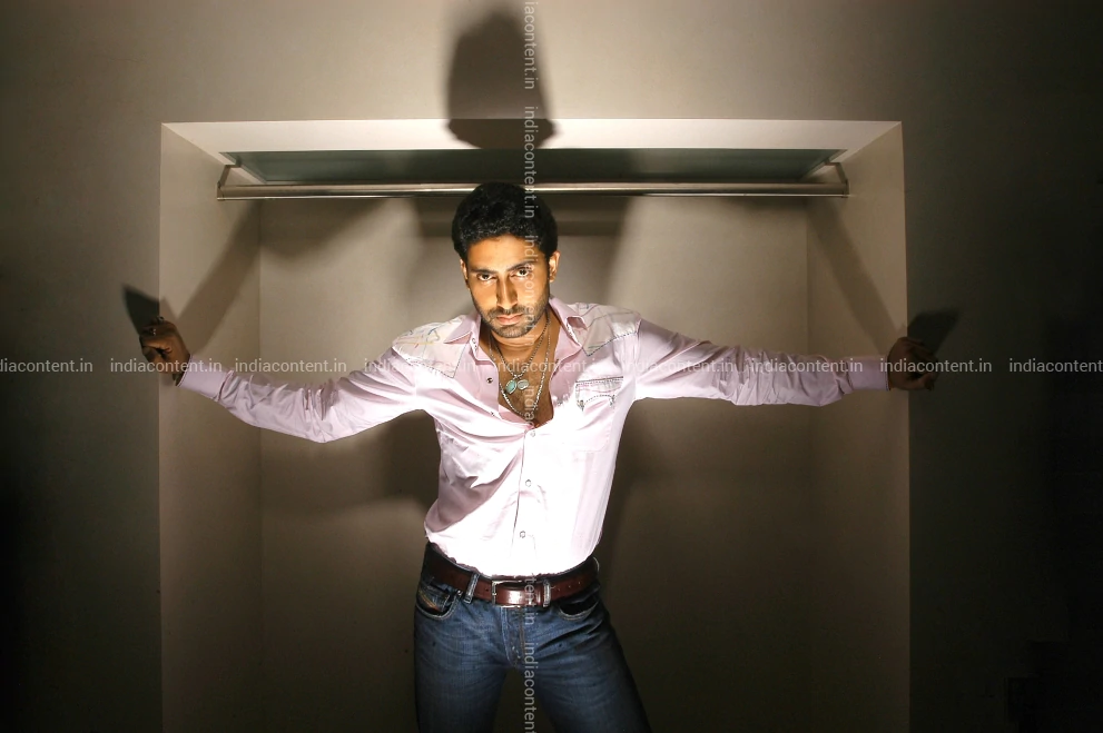 659-abhishek-bachchan-actor-in-mumbai-maharashtra-image-Abhishek_Bachchan_081305_B_07.webp