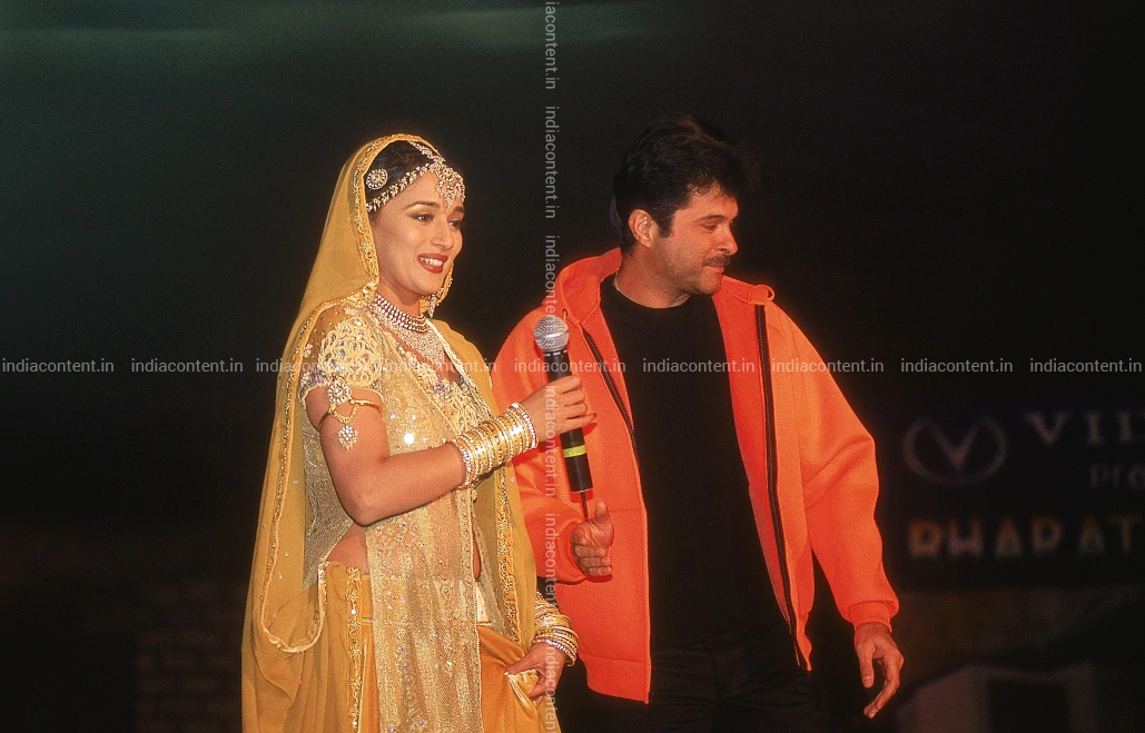 659-film-personalities-madhuri-dixit-and-anil-kapoor-clicked-while-image-88005500_20190129_054.webp