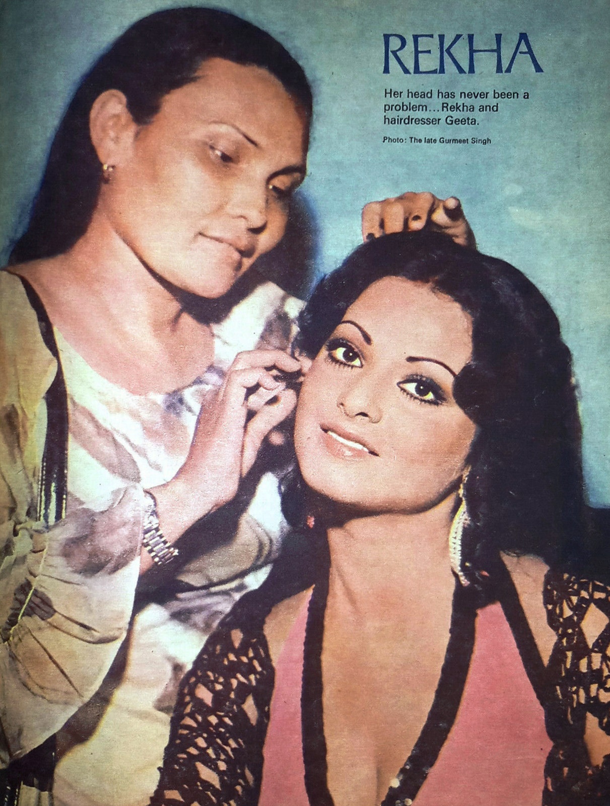 Bollywood-Actress-Rekha-fIilmfare-Magazine-Paper-Sheet-3025-_57.jpg