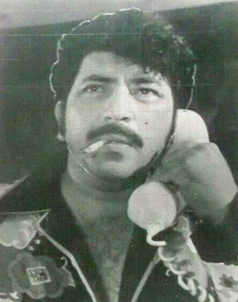 AMJAD-KHAN-13pc-Bollywood-India-Vintage-Movie-_57 (4).jpg