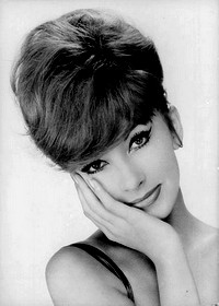 Дани Саваль