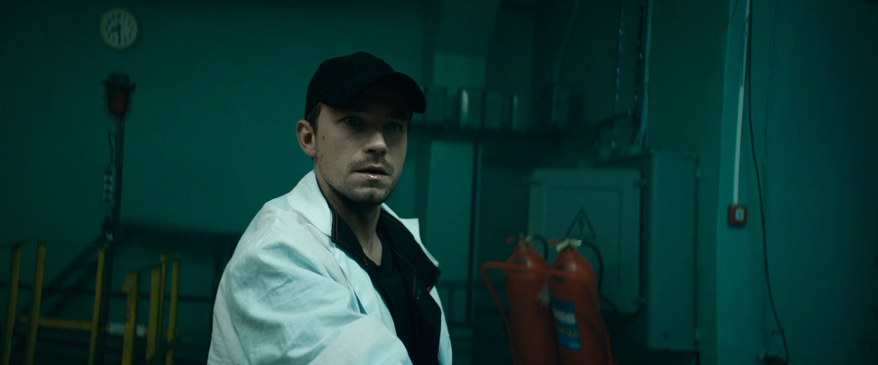 Герой.(2019).BDRip.720p.GER.[-=DoMiNo=-].mkv_20200313_111017.500.png