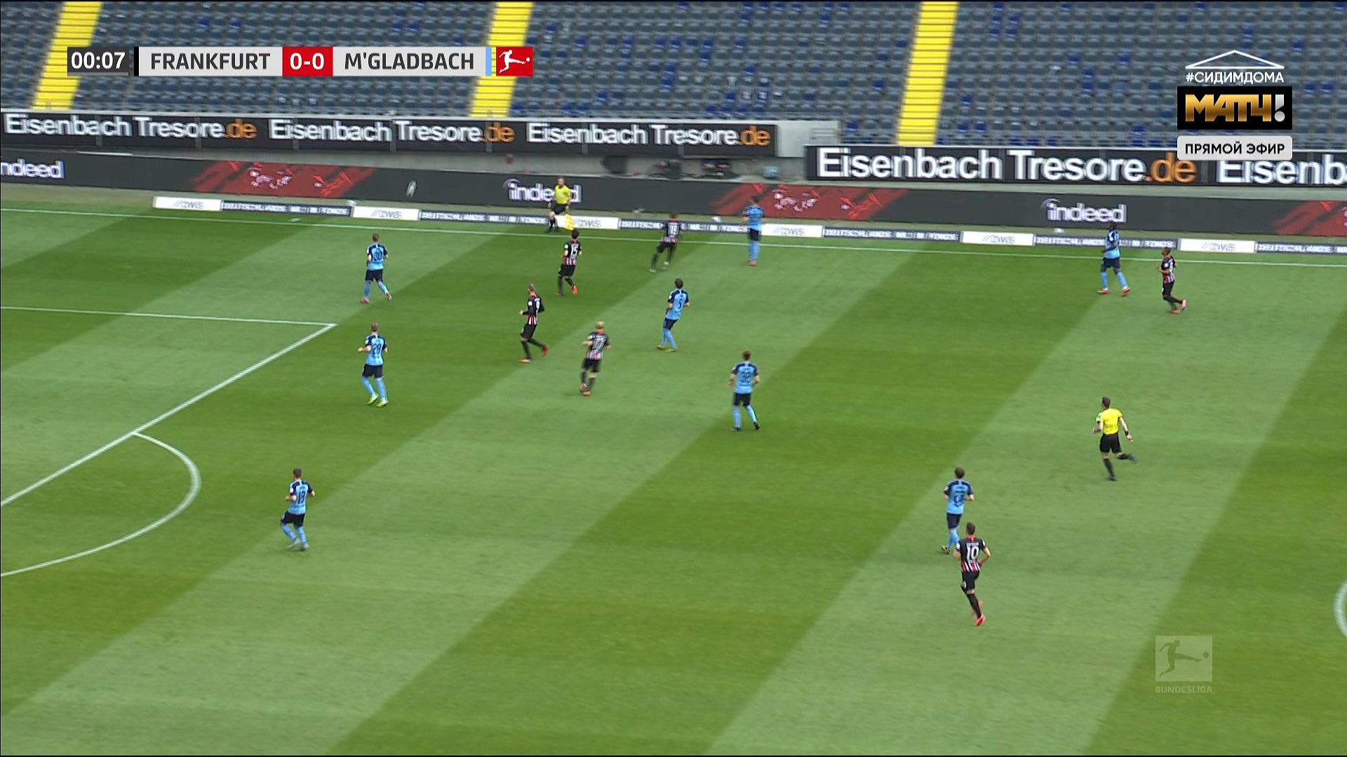 Чемпионат Германии 2019-2020 26-й тур Айнтрахт (Франкфурт) - Боруссия (Мёнхенгладбах) Матч ТВ HD.ts_20200517_001611.910.jpg