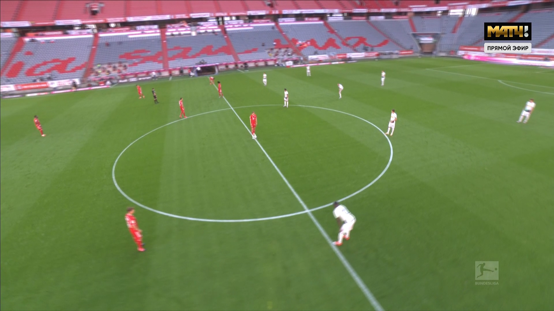 Чемпионат Германии 2019-2020 31-й тур Бавария - Боруссия (Мёнхенгладбах) Матч ТВ HD.ts_20200613_235838.416.jpg