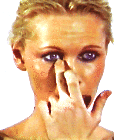 tumblr-y22cdfg53f522.gif