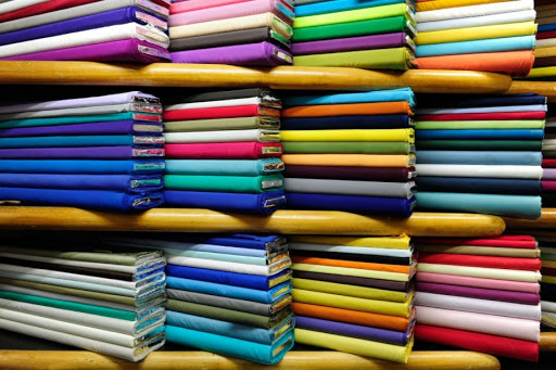 Выбор и покупка качественных тканей для пошива стильной одежды