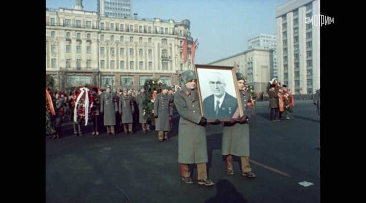 Meeting.Gorbachev.2018.WEBDLRip-ylnian.avi_snapshot_00.21.52.240.png