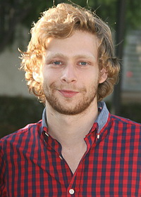 Джонни Льюис