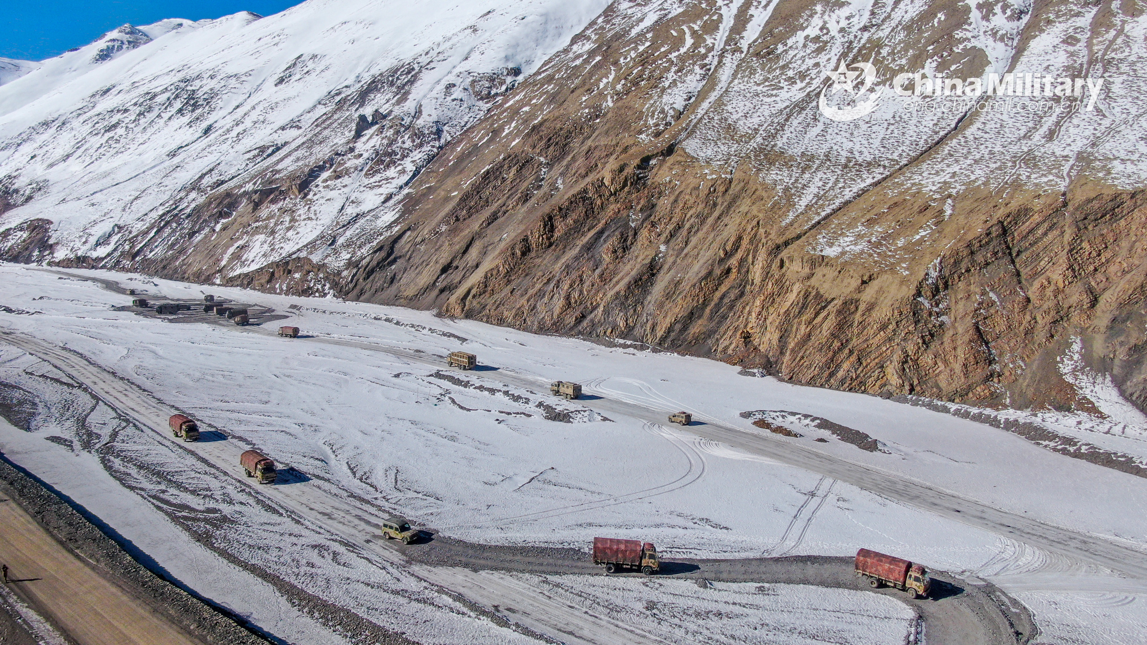 4 - 309c2370489b2394022114.jpg