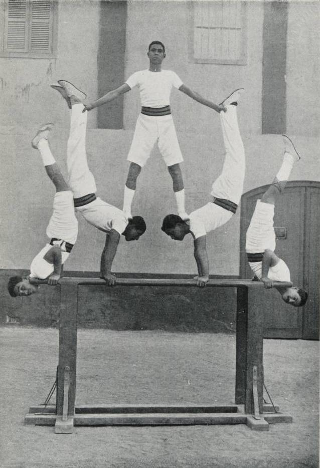 Gymnastics_at_the_Police_School_1906_-_TIMEA.jpg