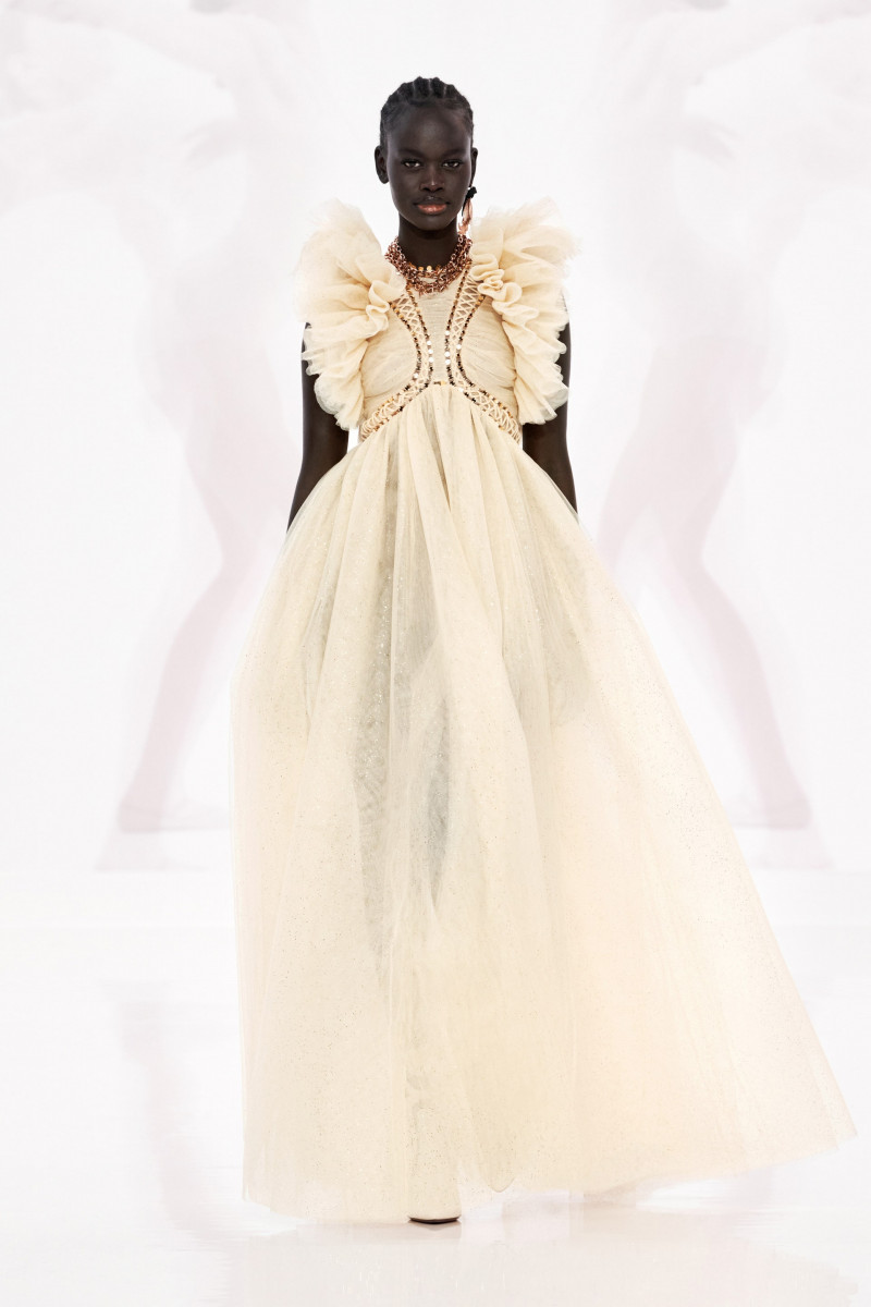 00027-Zimmermann-Spring-22-NewYork-credit-brand.jpg
