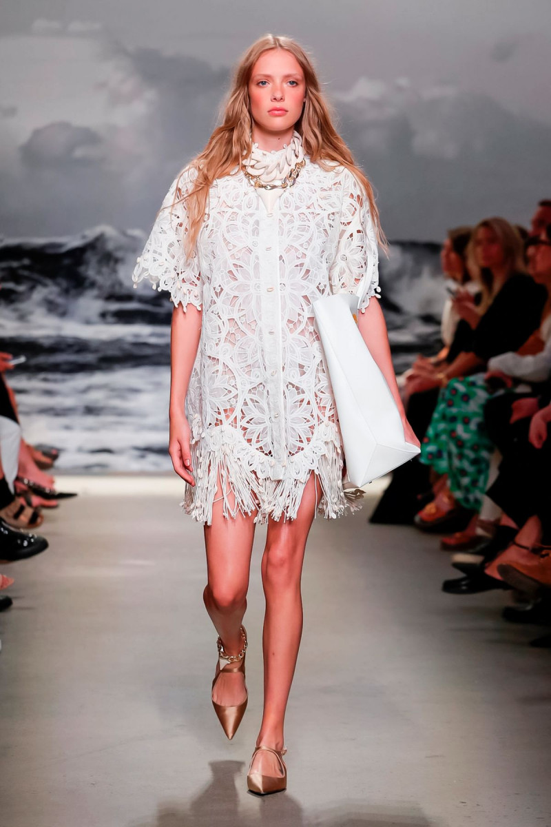 Zimmermann-RTW-SS20-New-York-8880-1568053478.jpg