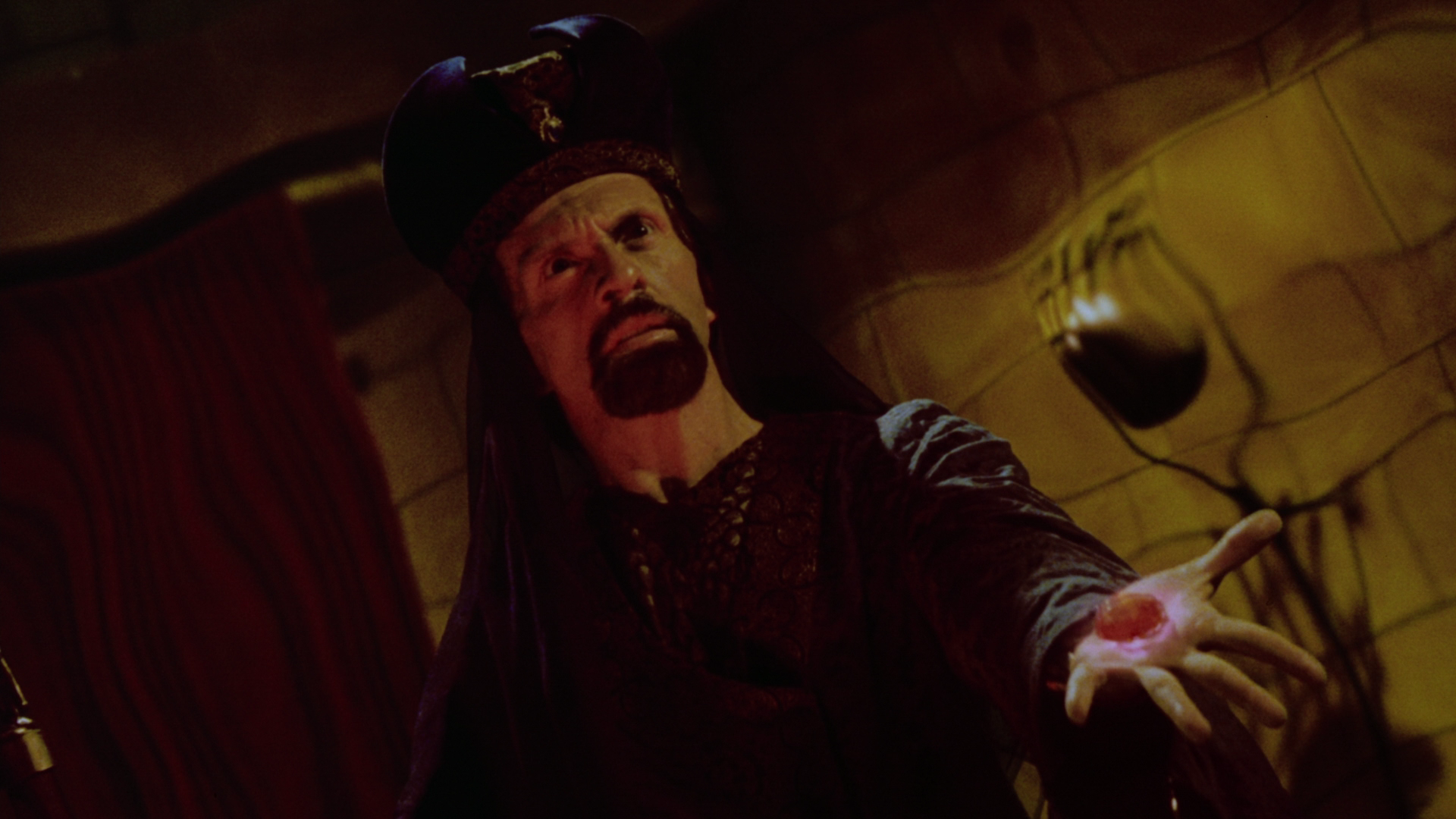 Wishmaster.1997.NSM.Records.BDRemux.1080p[(010027)11-52-33].PNG