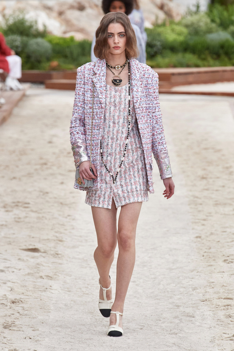 00052-chanel-resort-2023-monaco-credit-gorunway.jpg