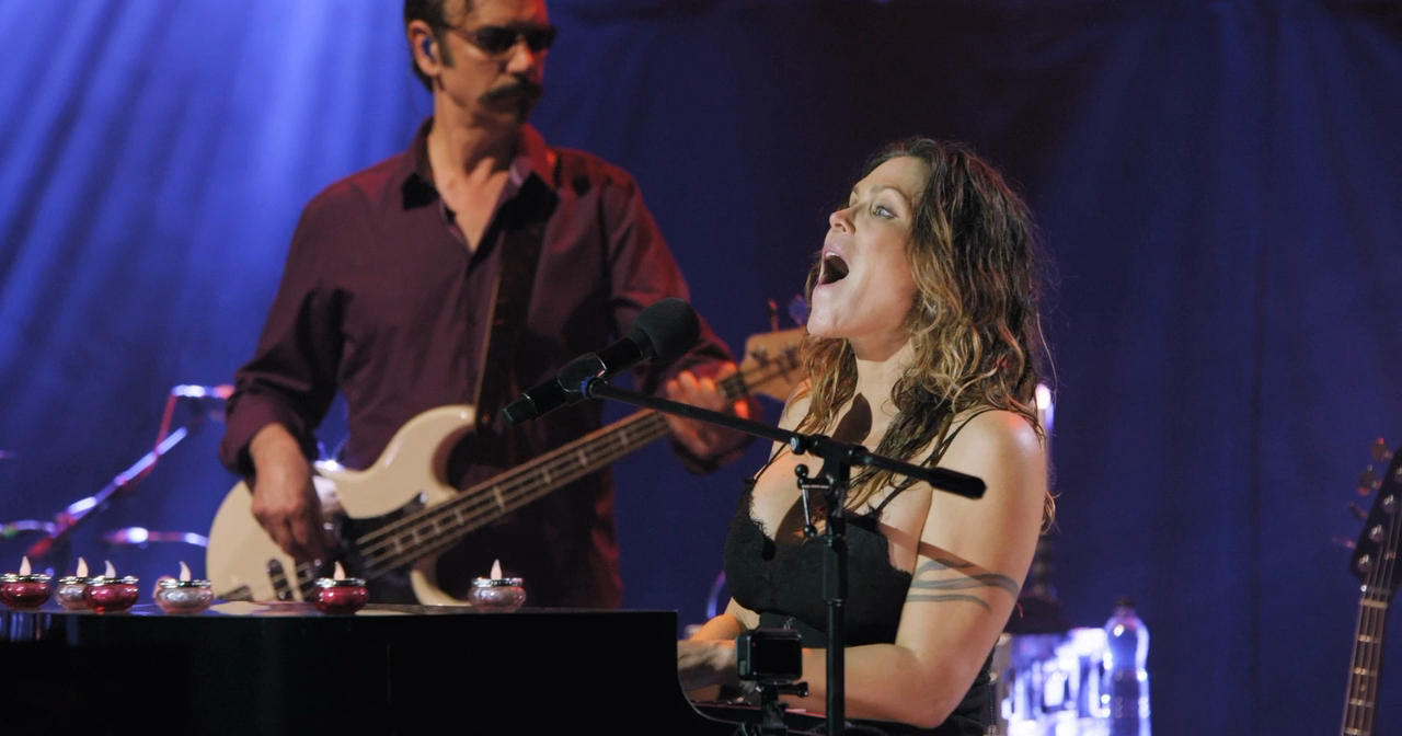 Beth Hart - RAH.2018.BDRip720p.mkv_20220509_081730.869.png