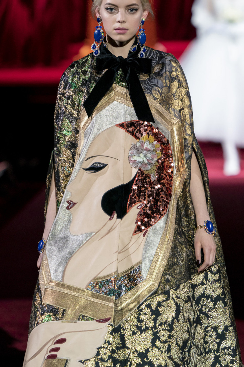 Dolce+Gabbana+Fall+2019+Details+2T2IyX_65urx.jpg