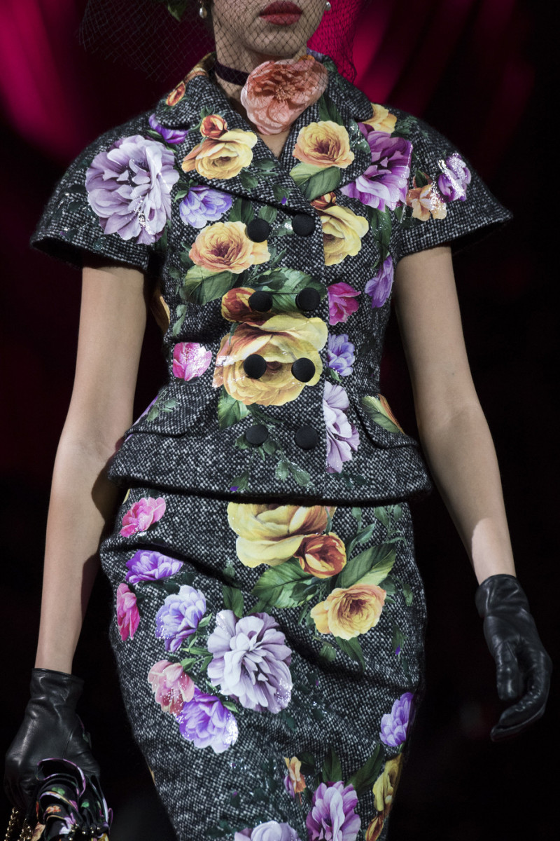 Dolce+Gabbana+Fall+2019+Details+9oN6_Q8Ygwux.jpg
