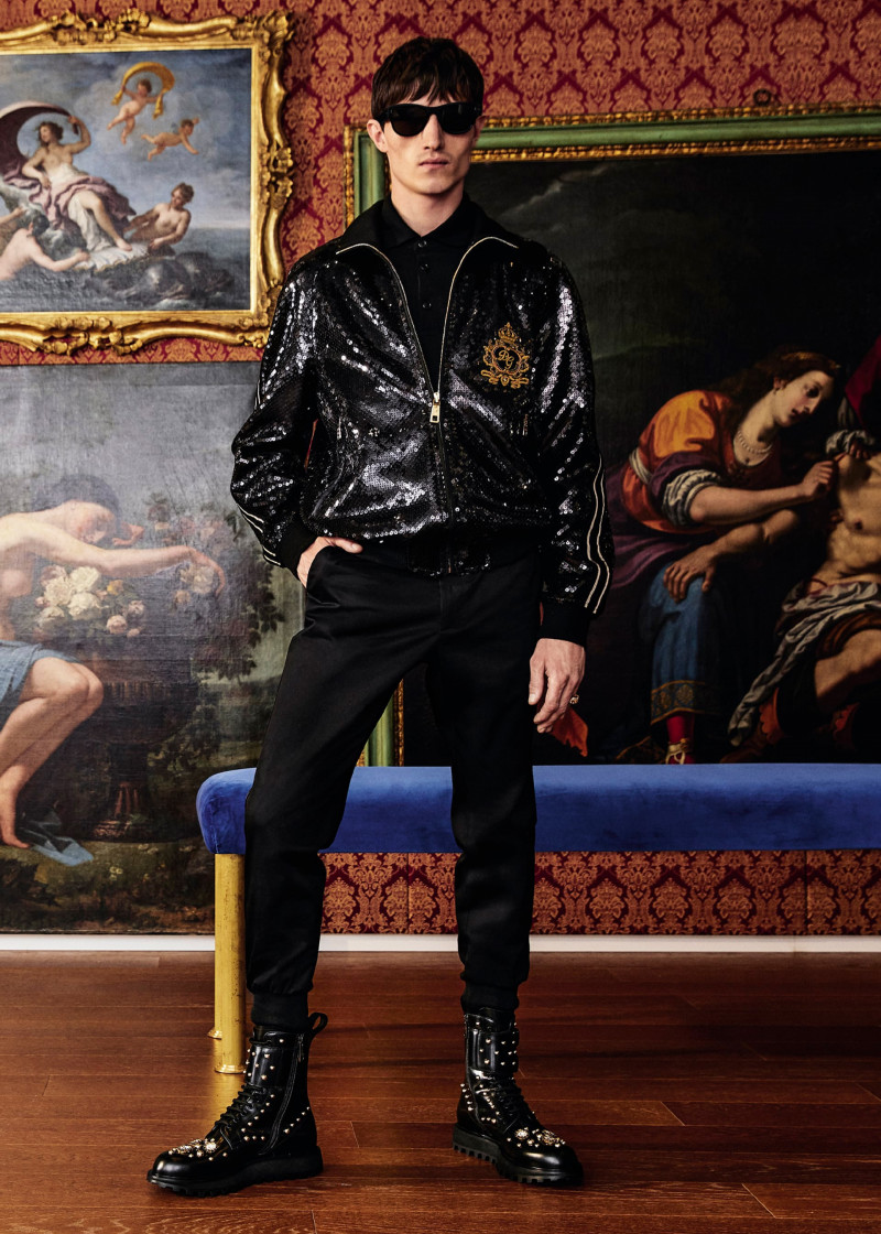 dolce-and-gabbana-summer-2020-man-collection-1631.jpg
