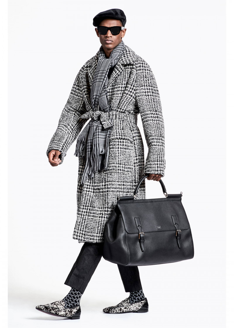 dolce-and-gabbana-fall-winter-2020-21-man-collection-114.jpg