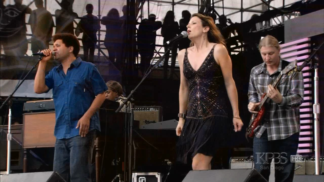 PBS Special - Eric Clapton, Crossroads Guitar Festival Chicago.avi_20220517_133447.306.png