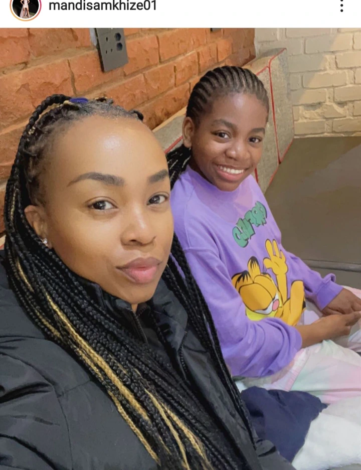 Kelly khumalo daughter look-alike with Senzo Meyiwa daughter from the ...