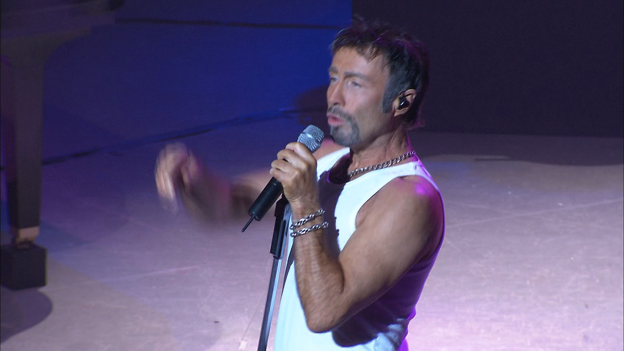Paul.Rodgers.Live.In.Glasgow.2006.720p.BDRip.mkv_20220722_201655.475.png