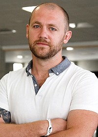 Денис Шведов