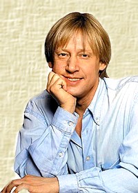 Дмитрий Харатьян