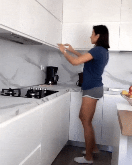 035d7f03f58bad0bfddf4563d44bb097.gif