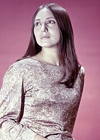 Лариса Кадочникова