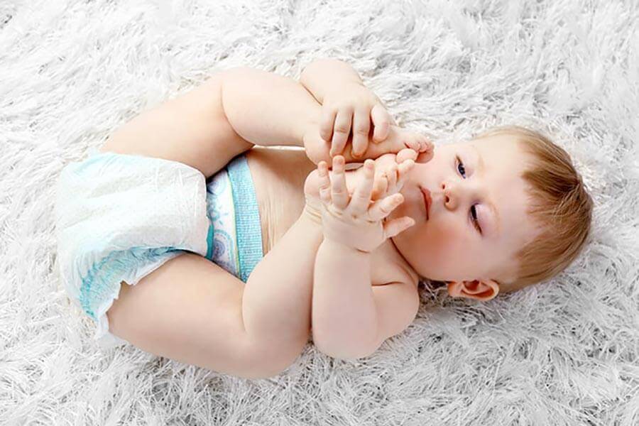 Как выбрать подгузники-трусики для младенца