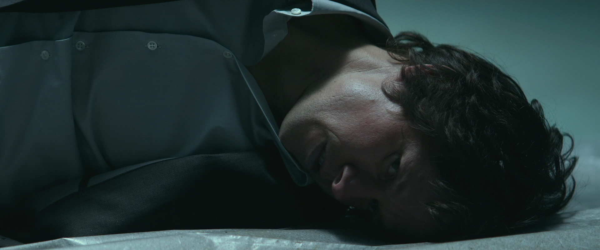 The Gambler.2014.1080p.BluRay.x264-LEONARDO_[scarabey.org].mkv - 01.11.59.524.png