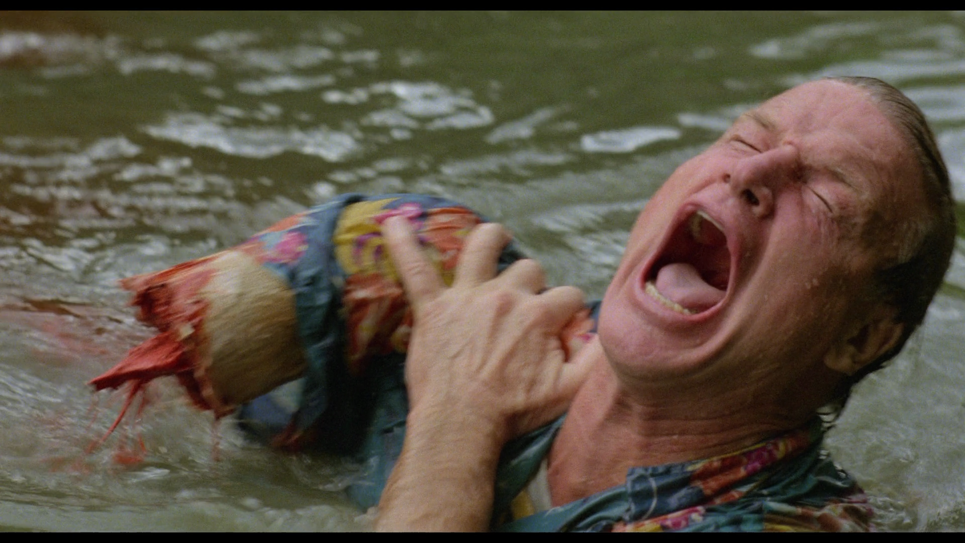 00002.m2ts(Killer.Crocodile.1989.2in1.1080p.GBR.Blu-ray.AVC.LPCM.2.0-VanCo)_20230304_215606.605.png