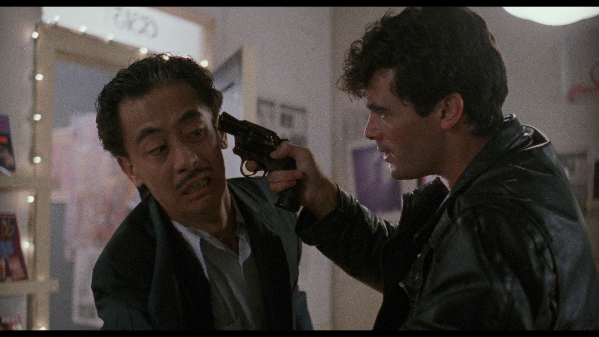 Окончательный приговор.1992.BDRemux.1080p.R.G. Goldenshara.mkv_snapshot_00.54.40_[2023.05.06_08.00.25].png