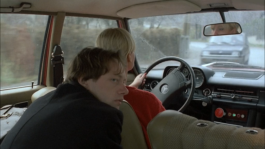 Angst.1983.BDRip-AVC.ExKinoRay.mkv_snapshot_00.18.42.622.png