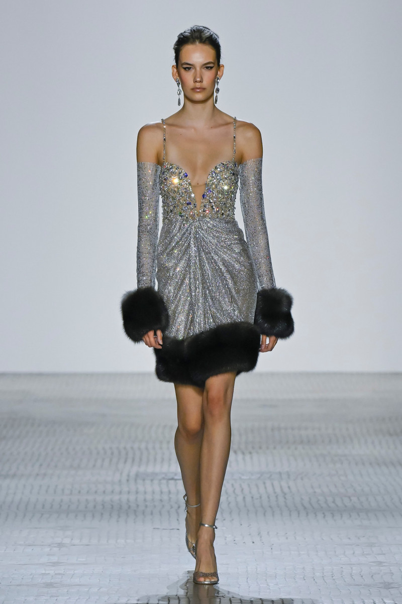 00022-celia-kritharioti-fall-2023-couture-credit-brand.jpg