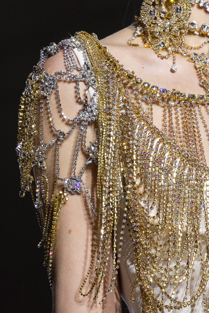 00069-celia-kritharioti-fall-2023-couture-details-credit-brand.jpg