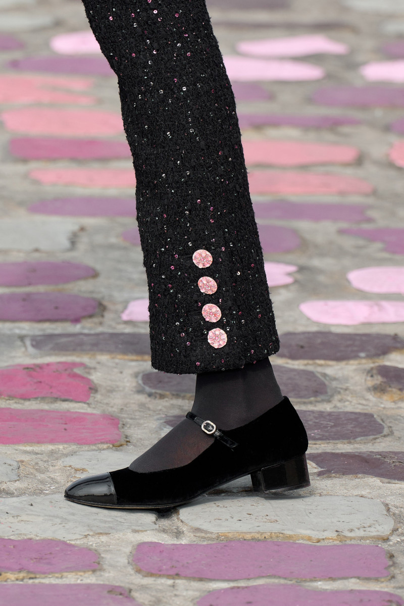 00014-chanel-fall-2023-couture-detail-credit-gorunway.jpg