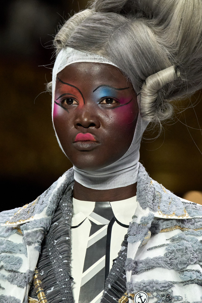 00012-thom-browne-fall-2023-couture-details-credit-gorunway.jpg