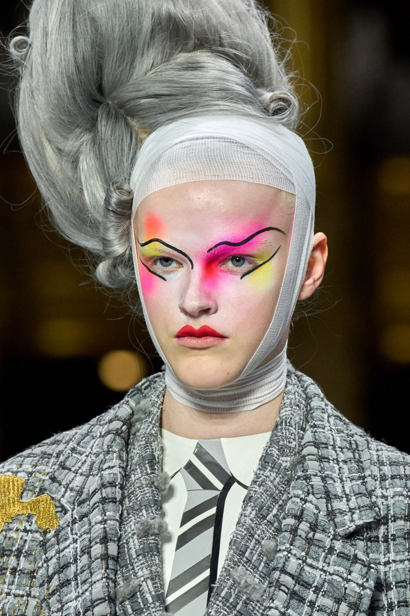 00045-thom-browne-fall-2023-couture-details-credit-gorunway.jpg