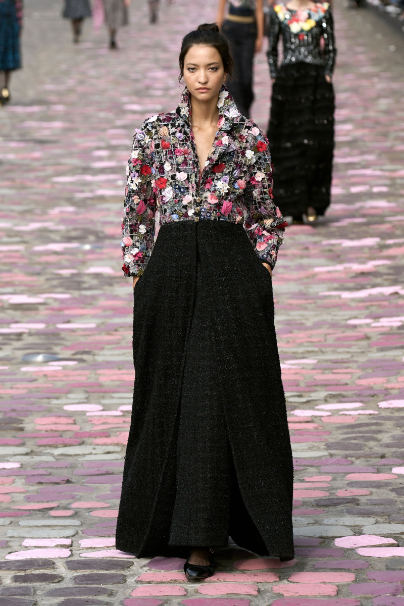 00031-chanel-fall-2023-couture-credit-gorunway.jpg