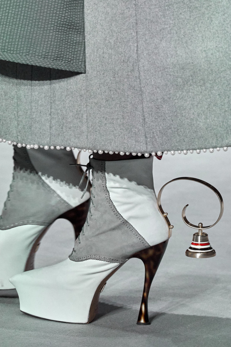 00011-thom-browne-fall-2023-couture-details-credit-gorunway.jpg