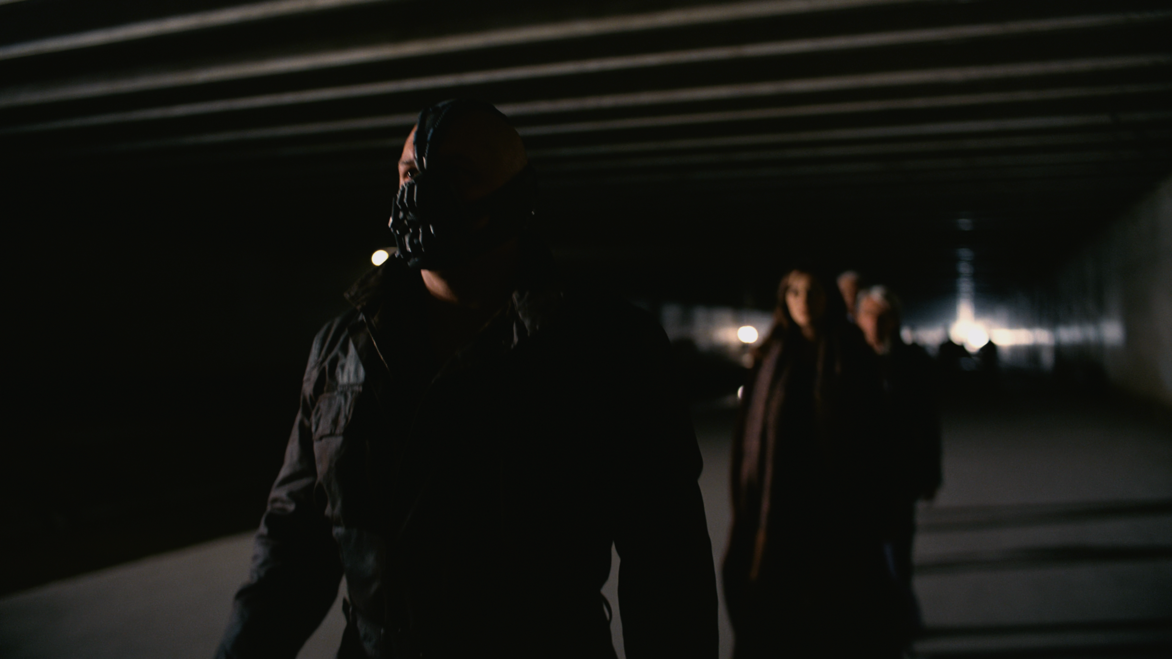 The Dark Knight Rises (2012).mkv_20230712_011827.853.png