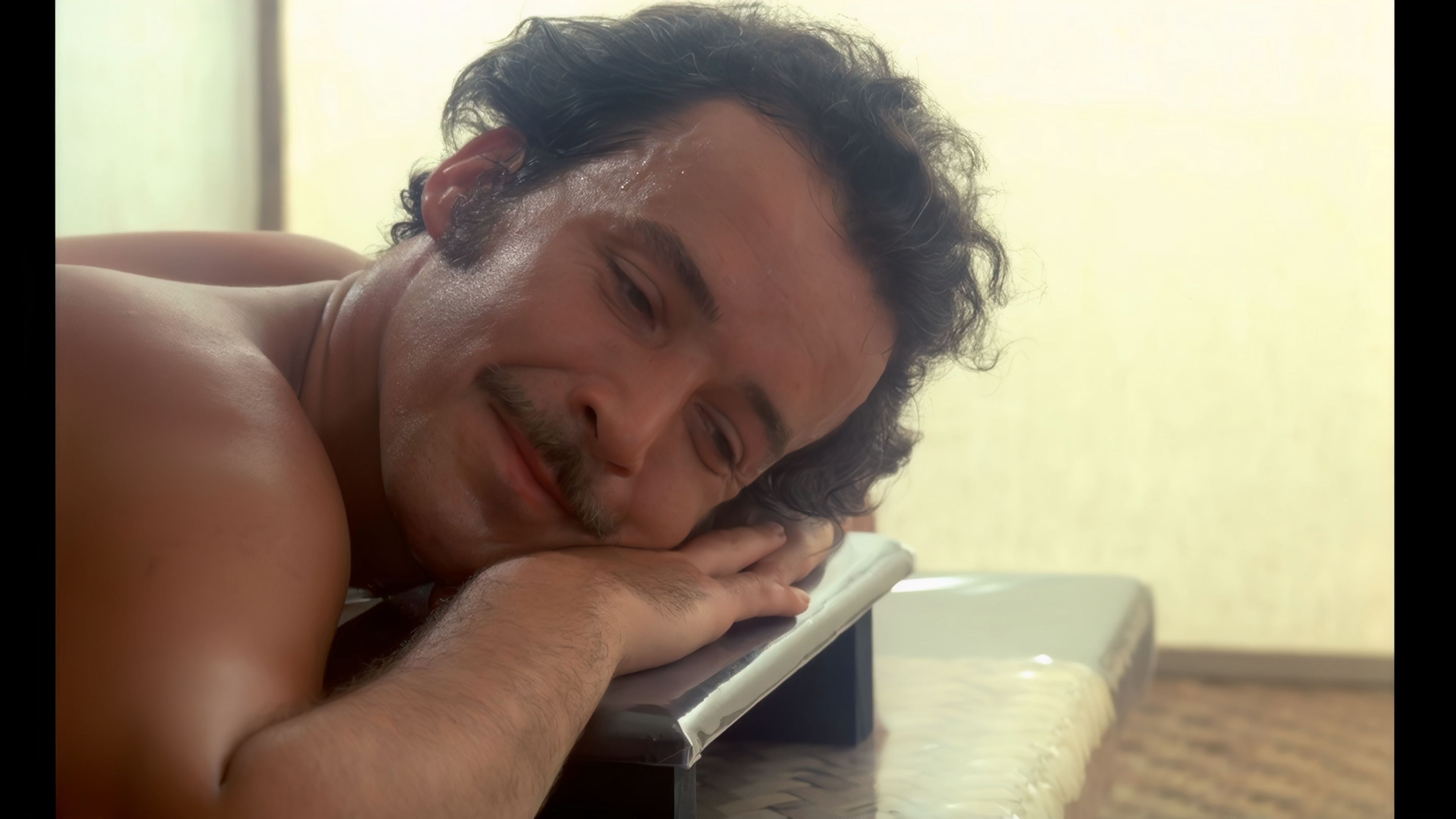 Emmanuelle - Эммануэль 1974 4К.mkv_20230731_121526.959.png