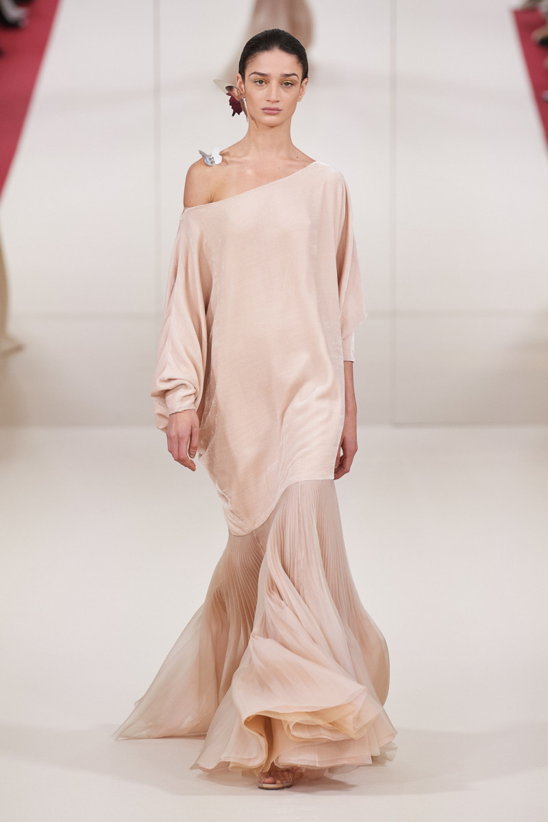 00003-Alexis-Mabille-Couture-Spring-22-Paris-credit-Filippo-Fior-Gorunway.jpg
