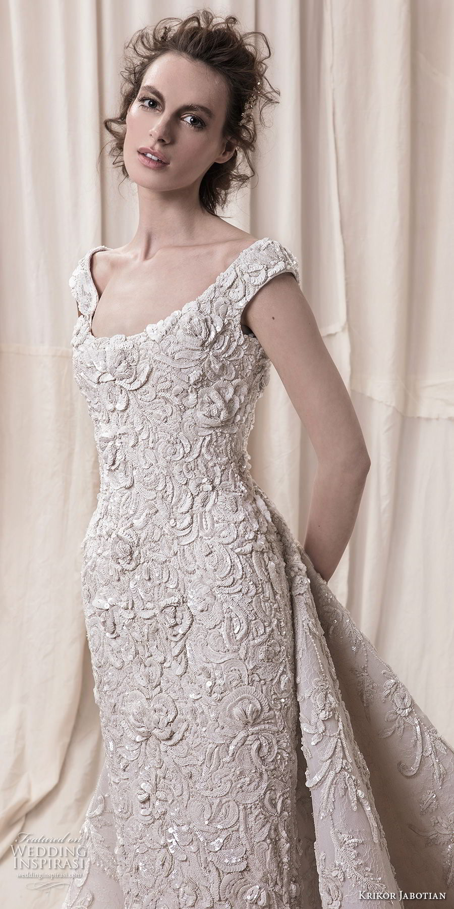krikor-jabotian-spring-2018-bridal-cap-sleeves-scoop-nec_004.jpg