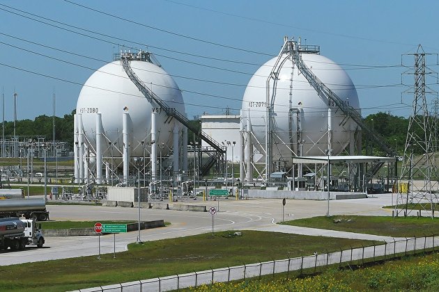 Индия и ОАЭ провели первую сделку по продаже сырой нефти в нацвалютах Индия и ОАЭ провели первую сделку по продаже сырой нефти в нацвалютах