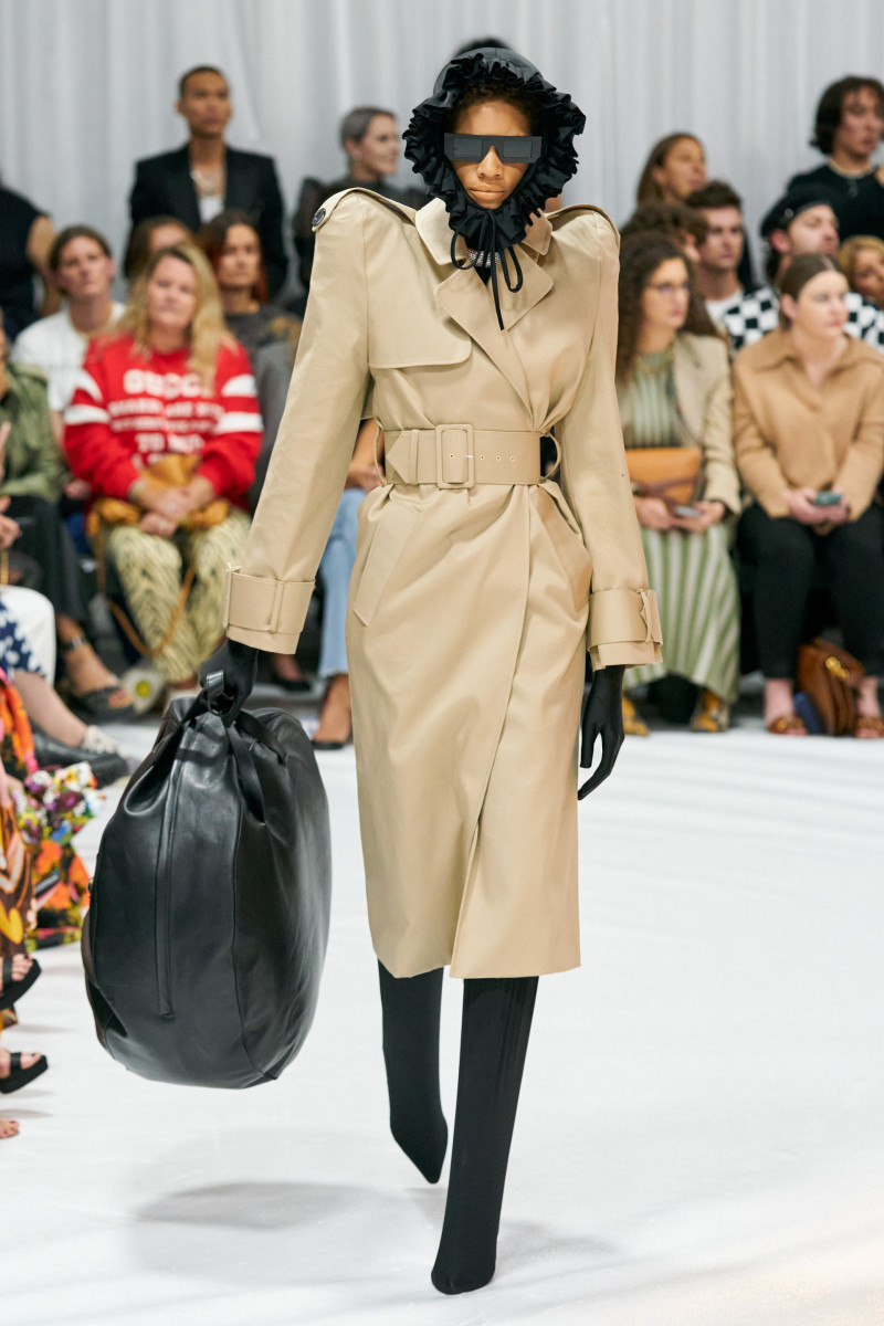 00016-Richard-Quinn-Spring-22-RTW-London-credit-gorunway.jpg