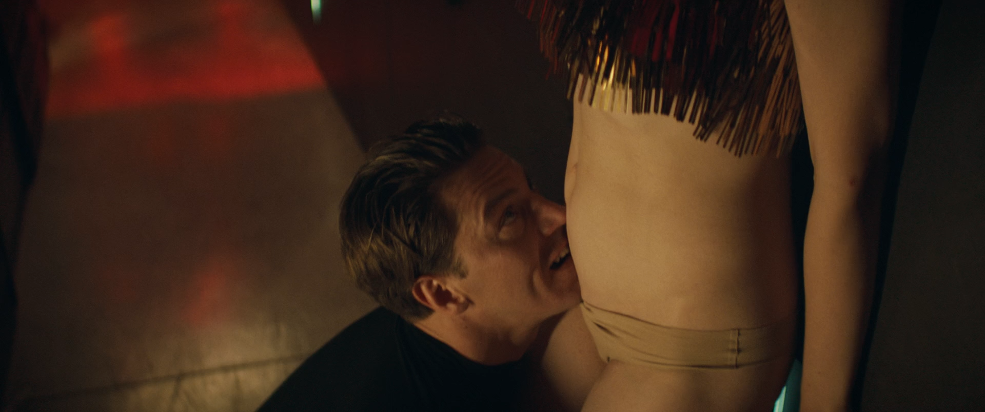 Как звёзды 2023 WEB-DL 1080p.mkv_snapshot_01.04.51.png