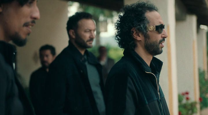 Mocro.maffia.S05E01.2023.WEB-DLRip.avi_snapshot_28.17.png